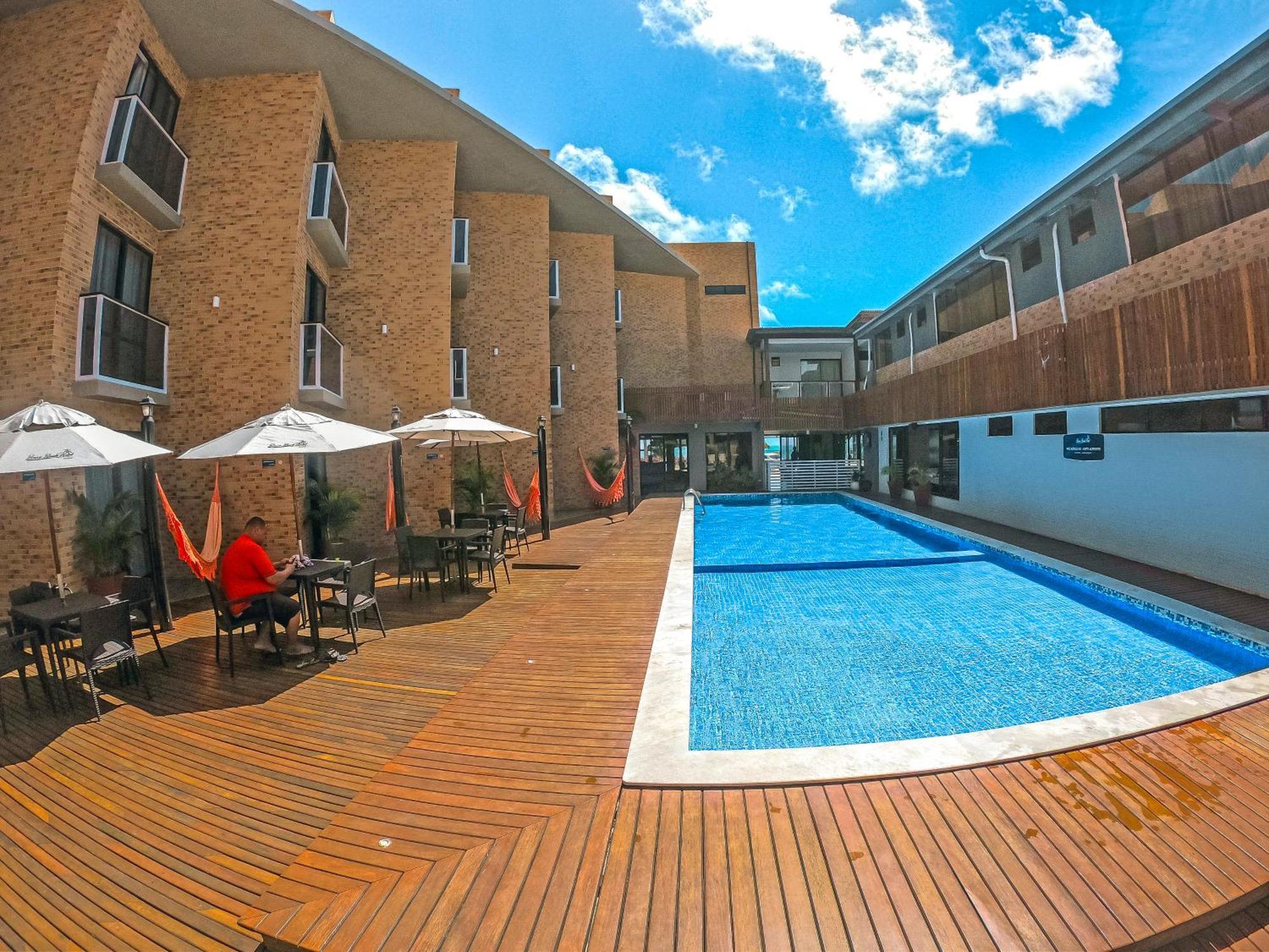 Bessa Beach Hotel — Fotos 1